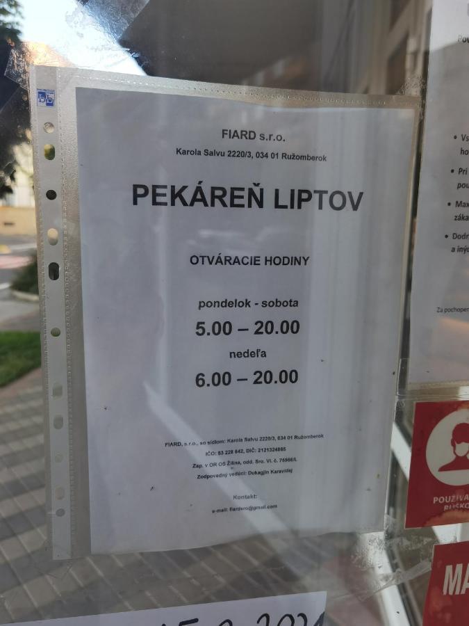Apartman Ruza รูชอมแบรอค ภายนอก รูปภาพ