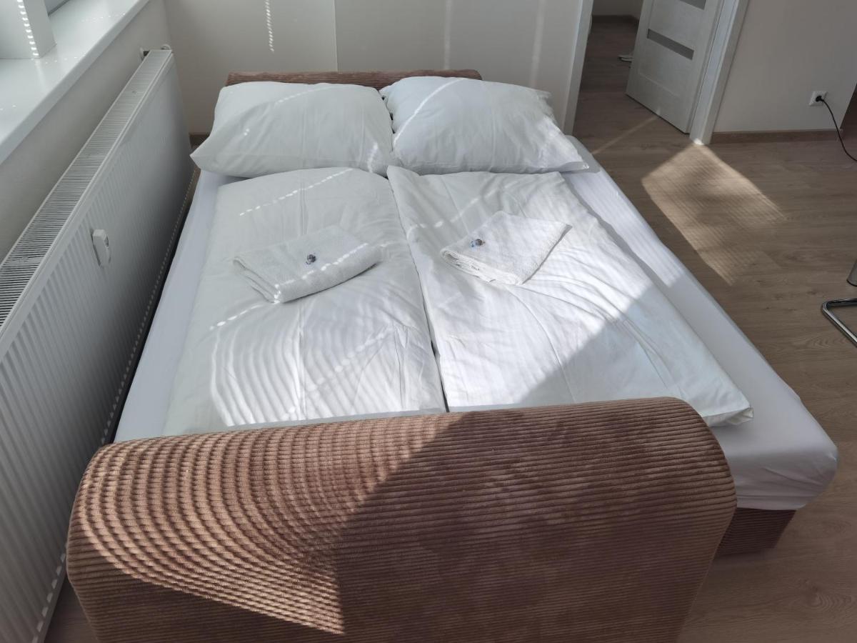 Apartman Ruza รูชอมแบรอค ภายนอก รูปภาพ