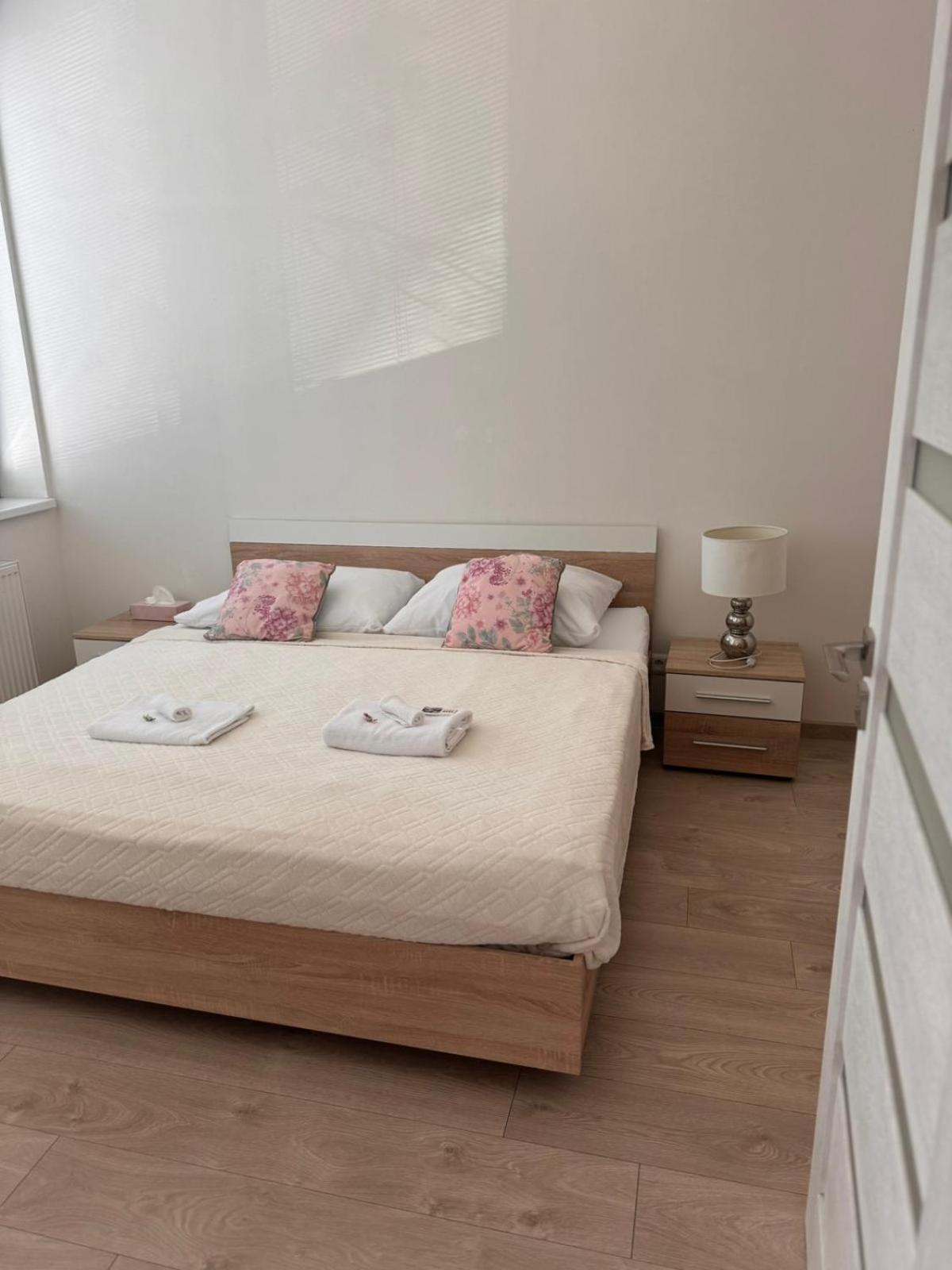 Apartman Ruza รูชอมแบรอค ภายนอก รูปภาพ